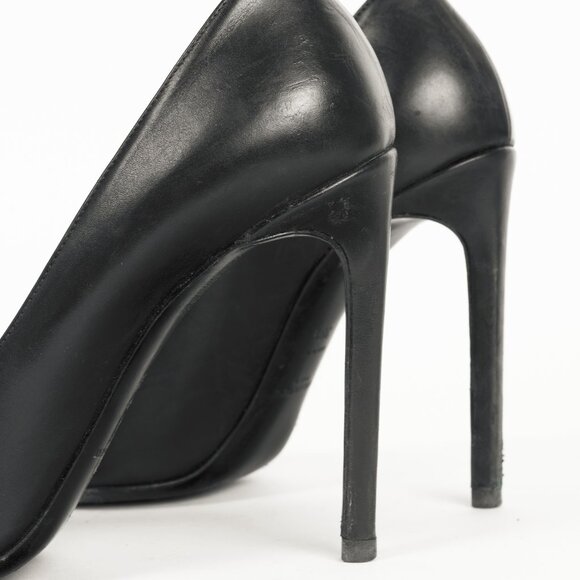 Saint Laurent Black Leather Pointed-Toe Pumps - Picture 7 of 9